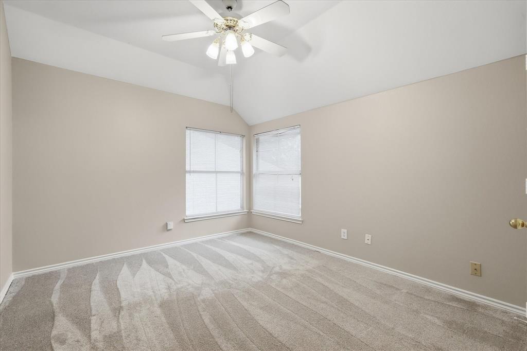 1674 Knoll Ridge Circle Corinth, TX 76210 - Photo 26 of 34
