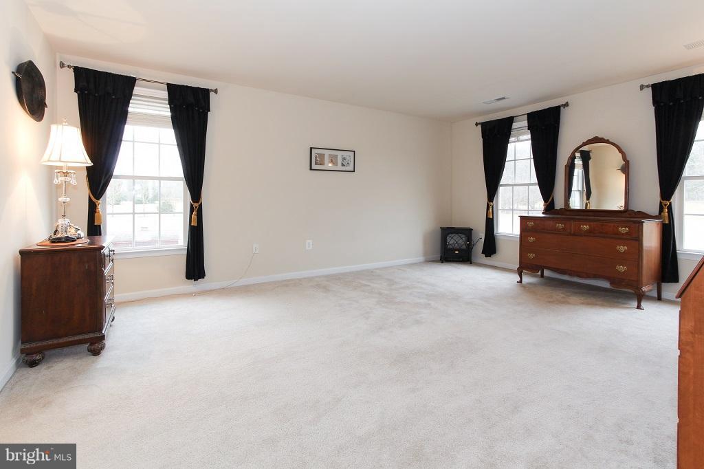 5661 Balls Mill Road Midland, VA 22728 - Photo 15 of 30 Bedroom (Master)
