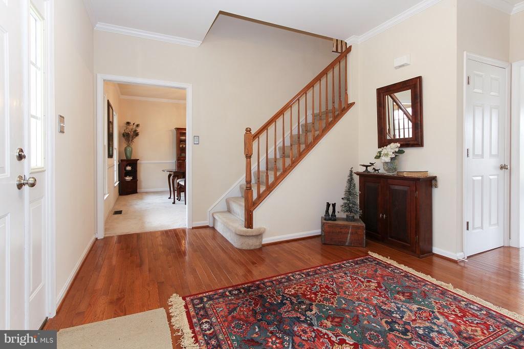 5661 Balls Mill Road Midland, VA 22728 - Photo 3 of 30 Foyer
