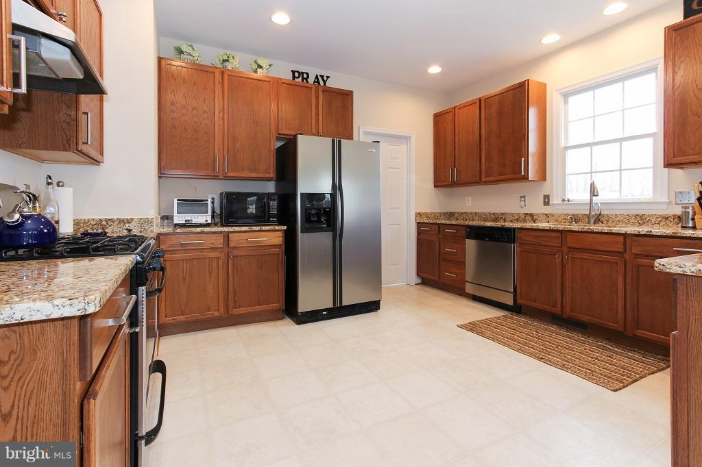 5661 Balls Mill Road Midland, VA 22728 - Photo 8 of 30 Kitchen