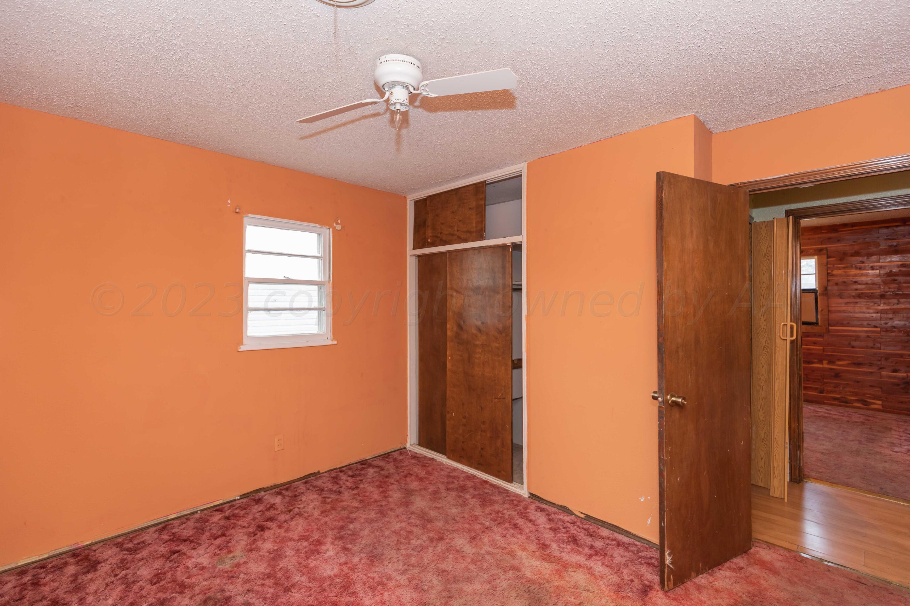 5127 Bowie Street Amarillo, TX 79110 - Photo 17 of 28 BEDROOM 2 VIEW 1