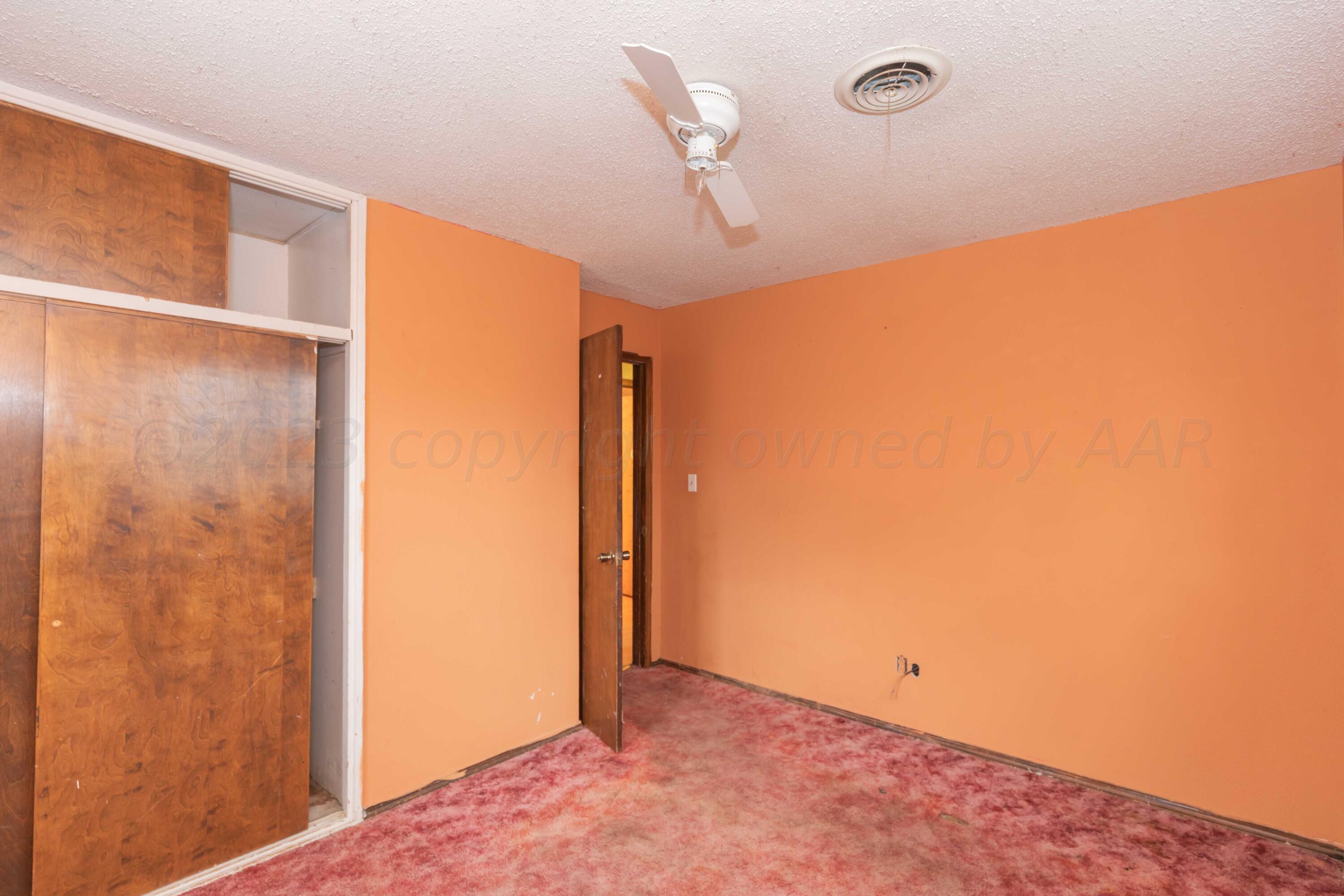 5127 Bowie Street Amarillo, TX 79110 - Photo 18 of 28 BEDROOM 2 VIEW 2