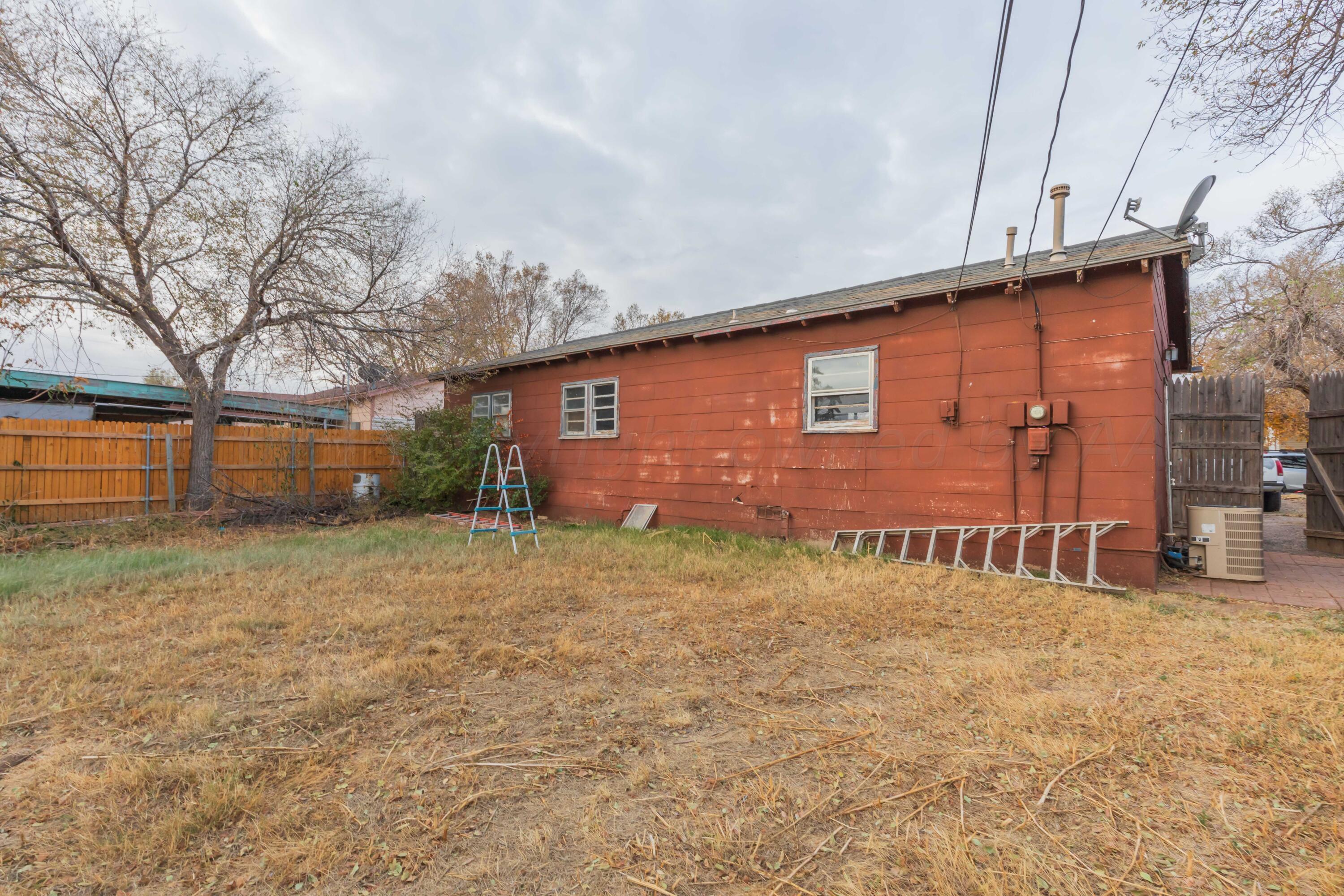 5127 Bowie Street Amarillo, TX 79110 - Photo 27 of 28 BACKYARD VIEW 2