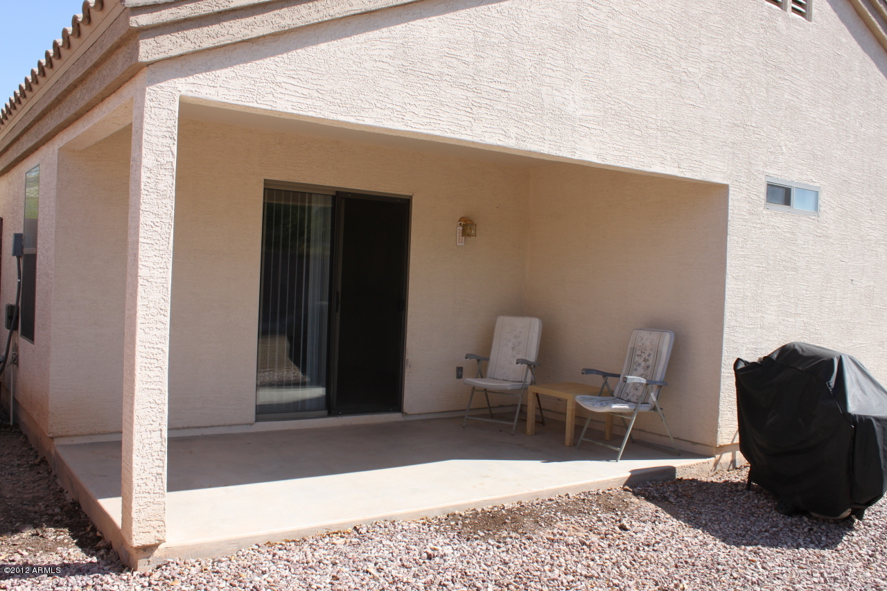 8446 West Riley Road Tolleson, AZ 85353 - Photo 4 of 21 IMG_8625