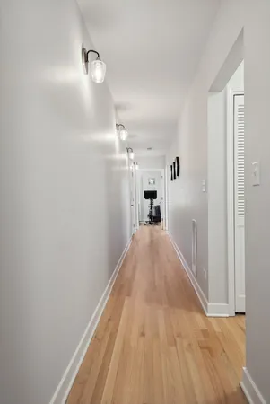 $3,700 | 821 West Superior Street, Unit 3, Chicago, IL 60642