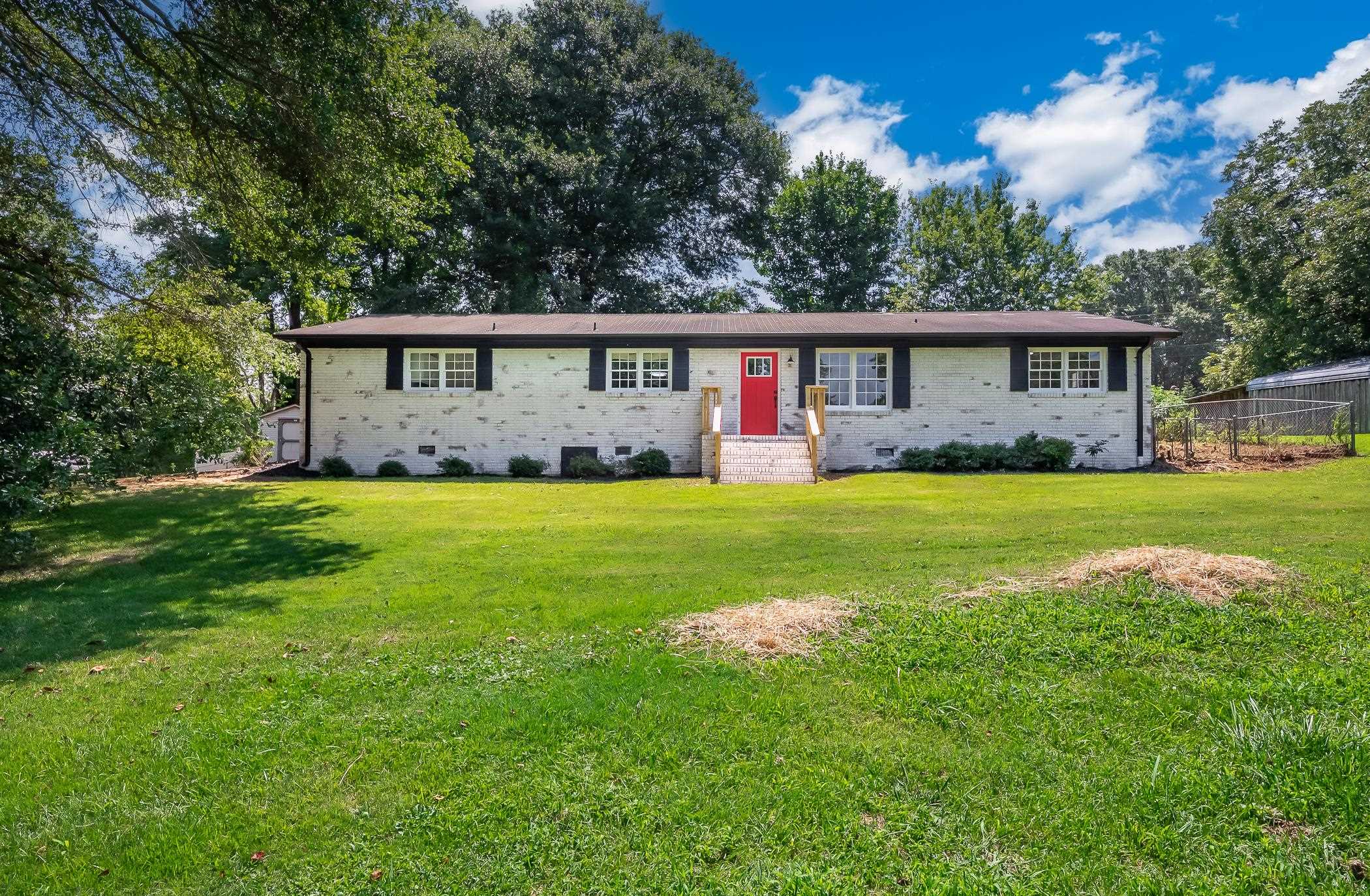 330 Johnson Avenue Inman, SC 29349 - Photo 1 of 31 Gallery Image 1