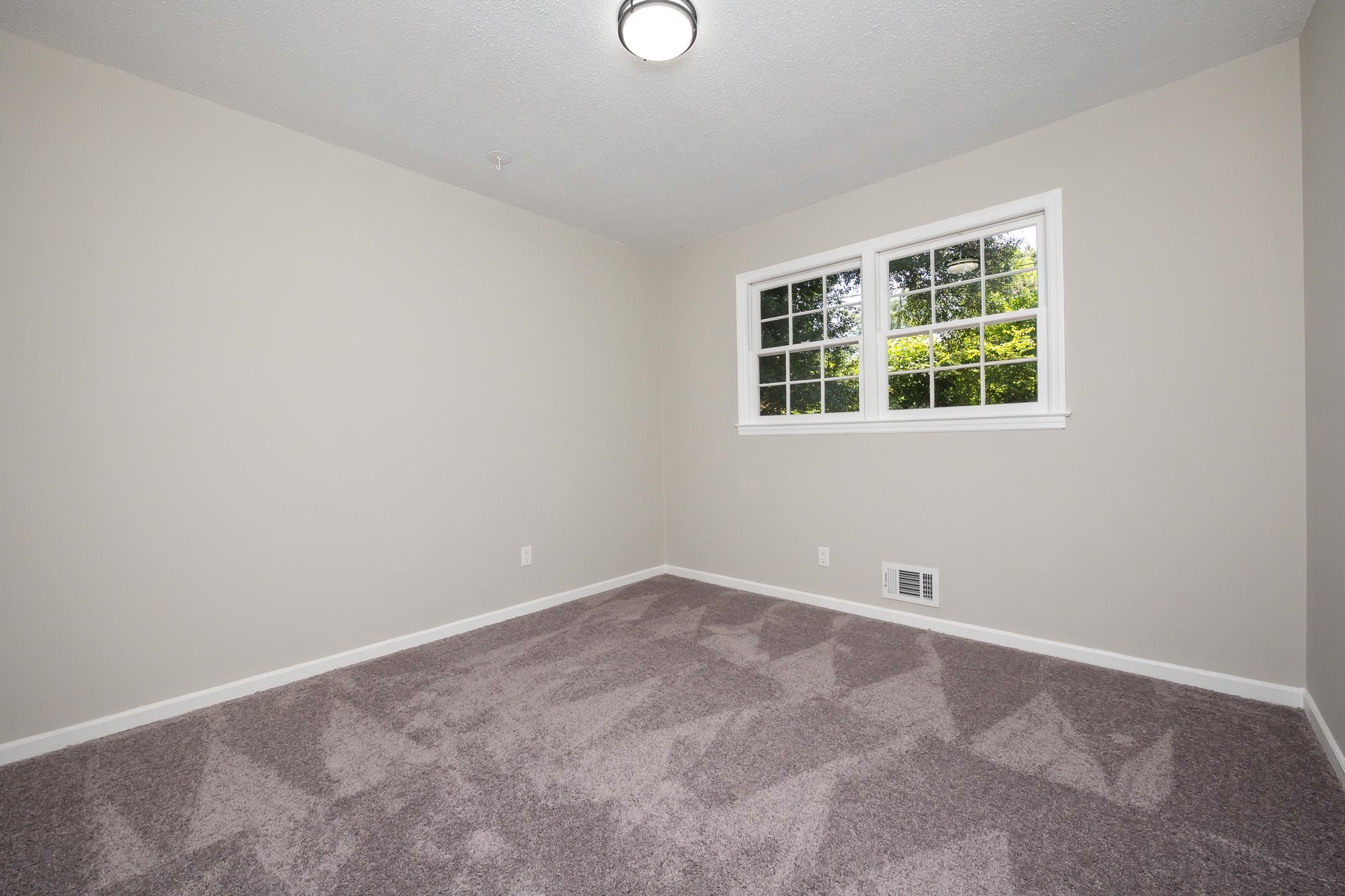 330 Johnson Avenue Inman, SC 29349 - Photo 15 of 31 Gallery Image 15