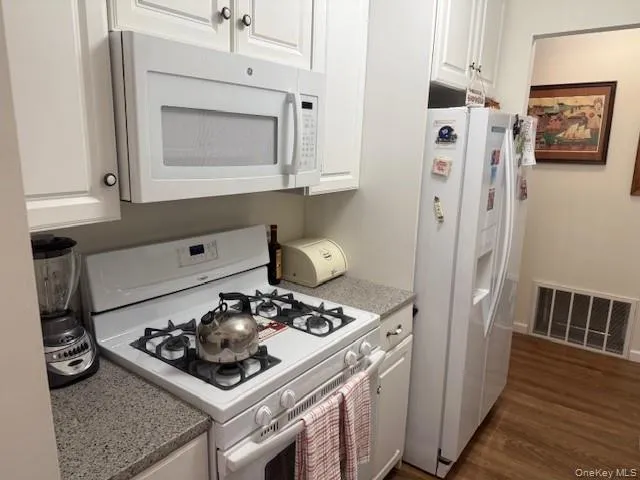 $335,000 | 301 Commons Way, Unit A, Fishkill, NY 12524