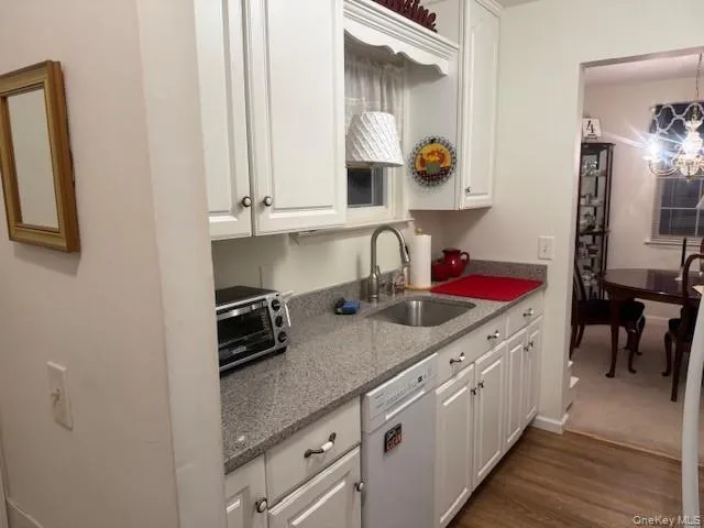 $335,000 | 301 Commons Way, Unit A, Fishkill, NY 12524