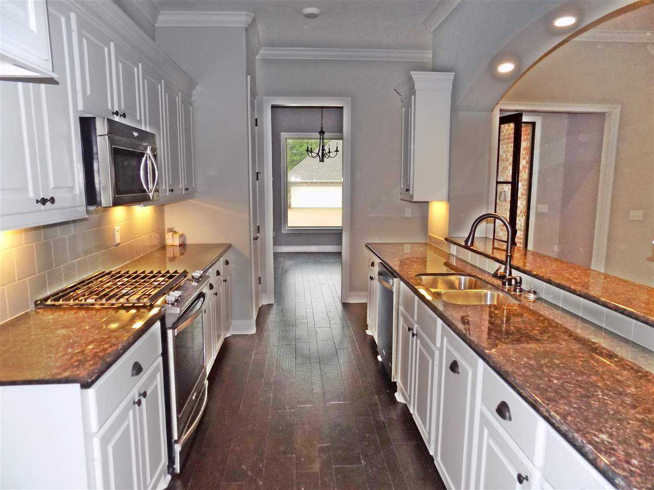 105 Springmeade Road Clinton, MS 39056 - Photo 8 of 17 Photo 8