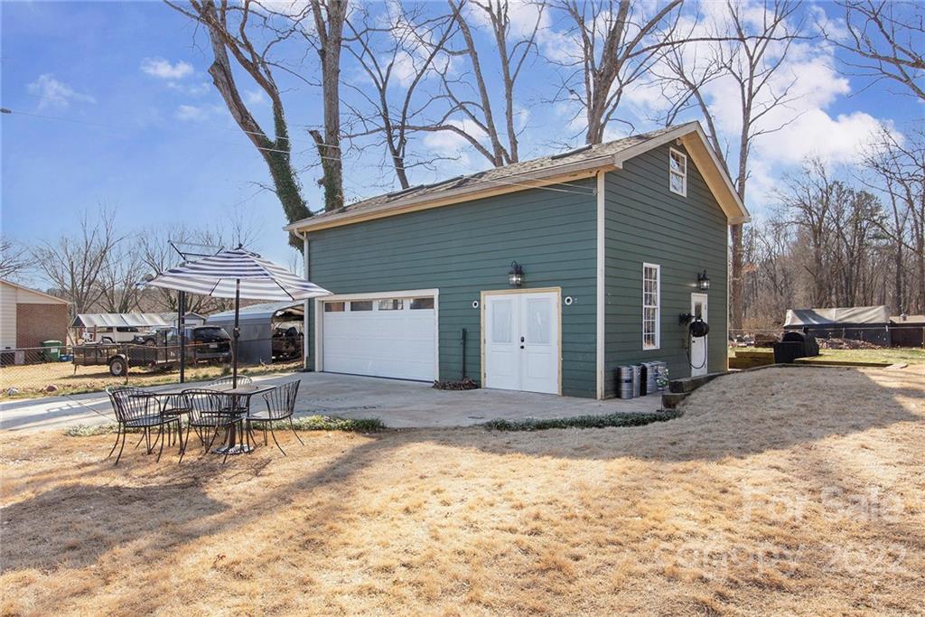 3124 Sunset Road Charlotte, NC 28216 - Photo 18 of 29 Gallery Image 18