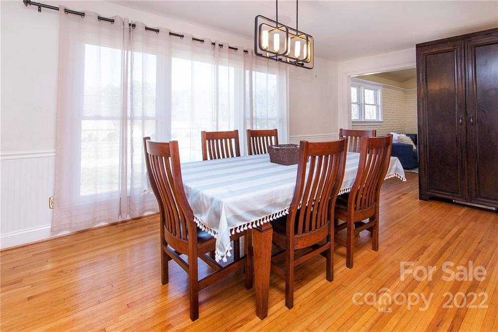 3124 Sunset Road Charlotte, NC 28216 - Photo 10 of 29 Gallery Image 10