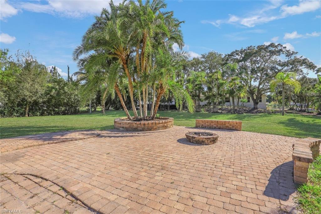 188 Price Street Naples, FL 34113 - Photo 26 of 33 Gallery Image 26