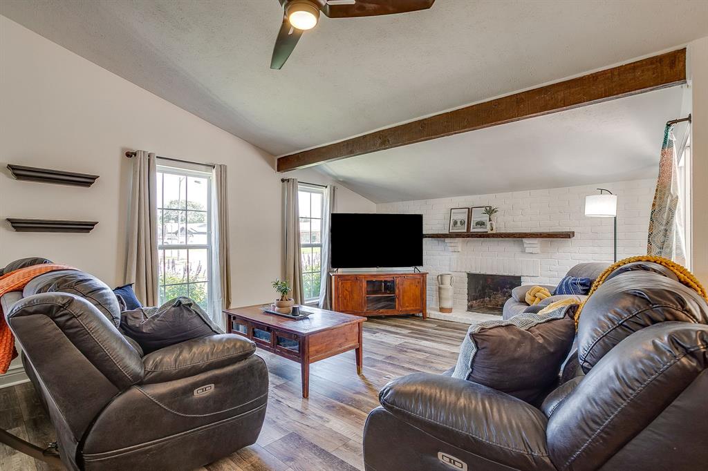 3113 Spring Grove Drive Bedford, TX 76021 - Photo 8 of 33
