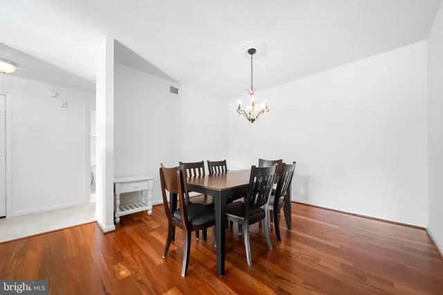 $395,000 | 19360 Magnolia Grove Square, Unit 412, Leesburg, VA 20176