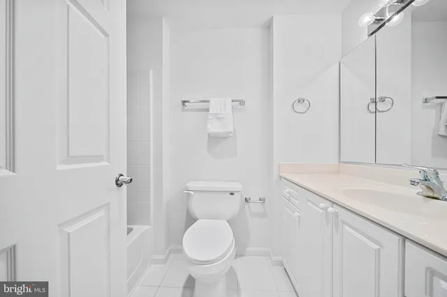 $395,000 | 19360 Magnolia Grove Square, Unit 412, Leesburg, VA 20176