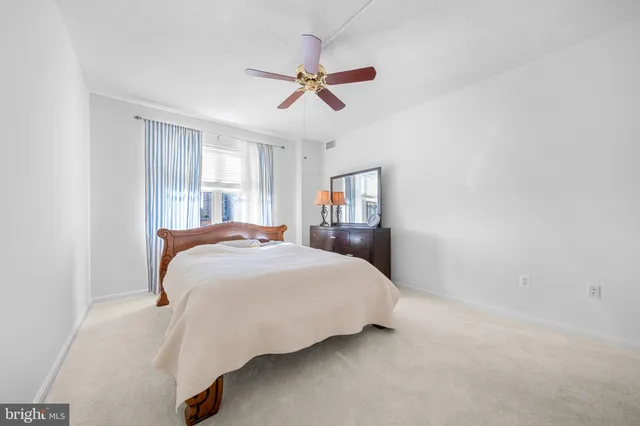 $395,000 | 19360 Magnolia Grove Square, Unit 412, Leesburg, VA 20176