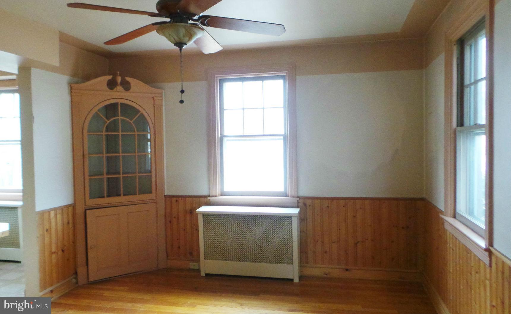 6210 Tramore Road Baltimore, MD 21214 - Photo 5 of 11 Dining Room