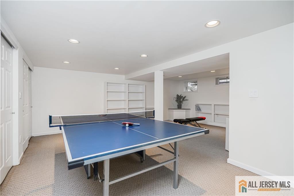 11 Agate Road East Brunswick, NJ 08816 - Photo 37 of 49