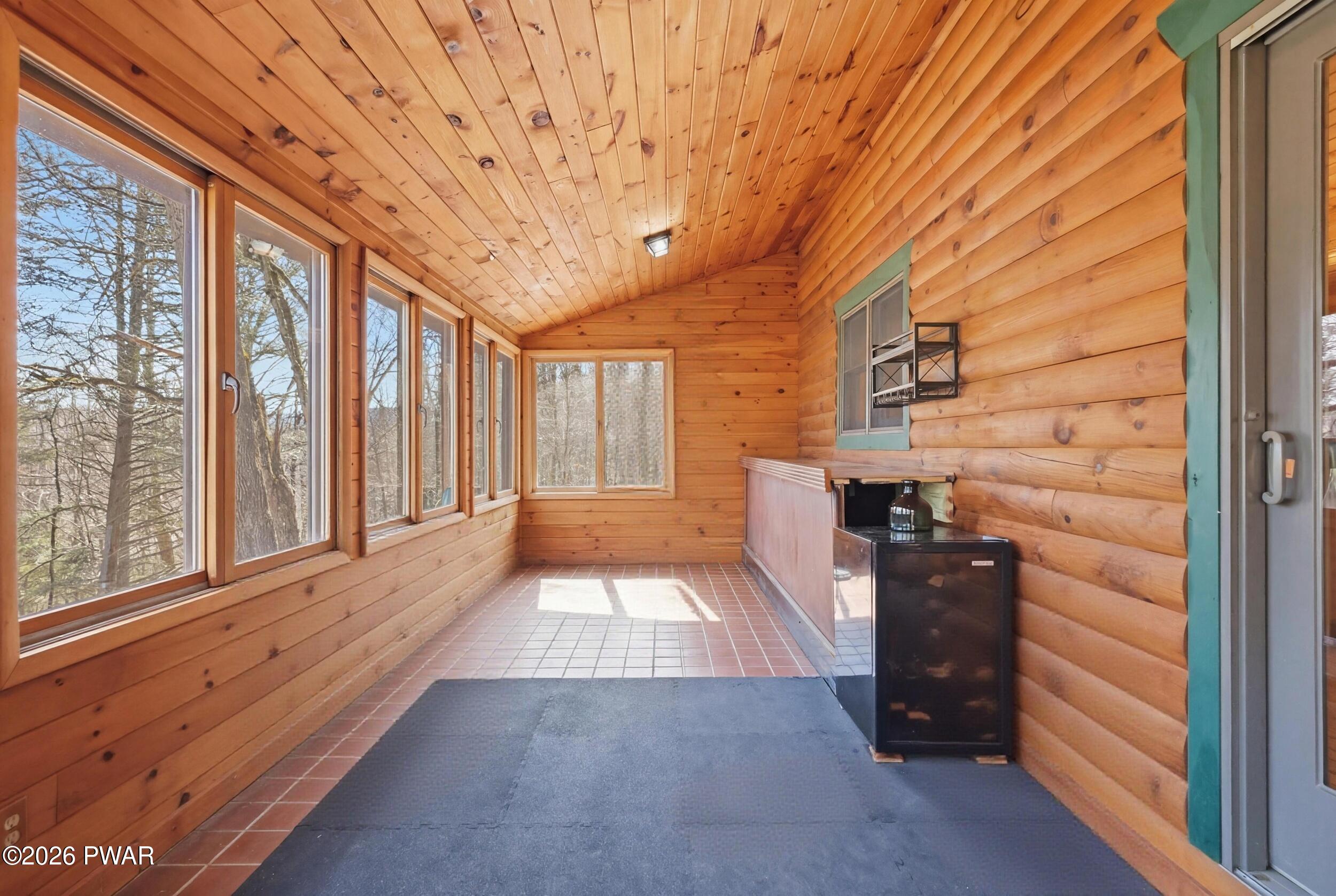 992 Winterdale Road Starlight, PA 18461 - Photo 19 of 55 Enclosed porch
