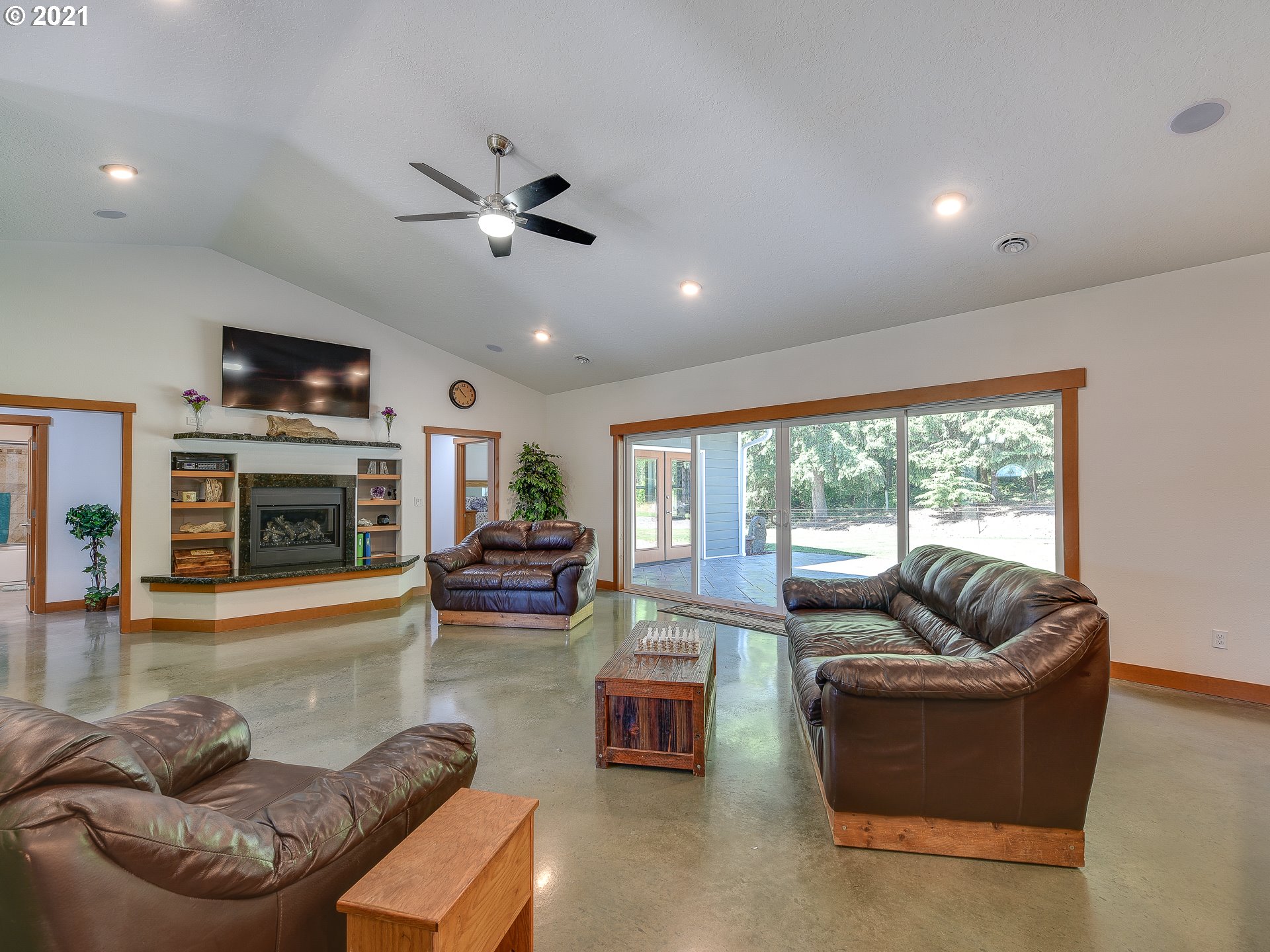 1 Roe Road Winlock, WA 98596 - Photo 5 of 32