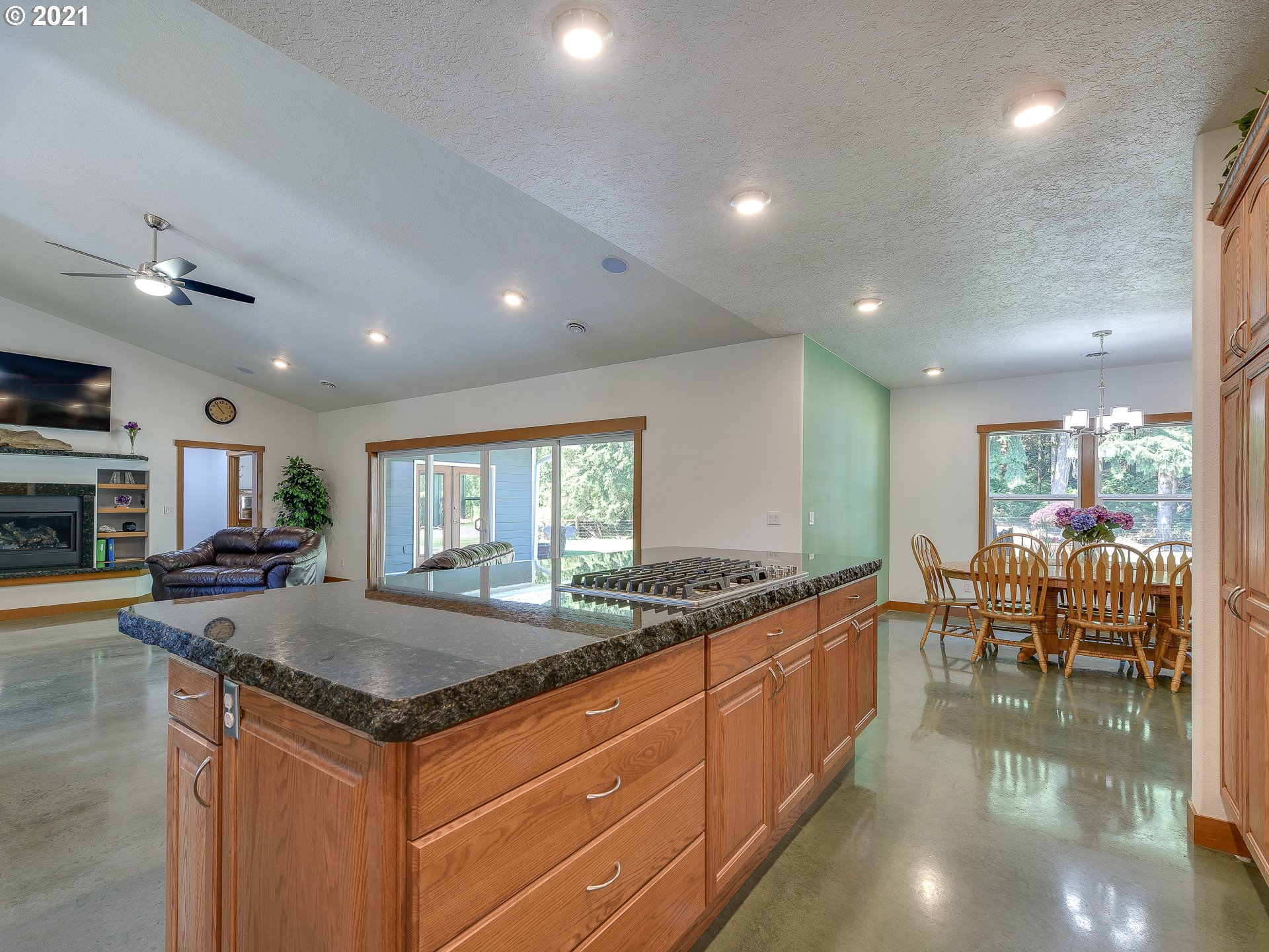 1 Roe Road Winlock, WA 98596 - Photo 8 of 32