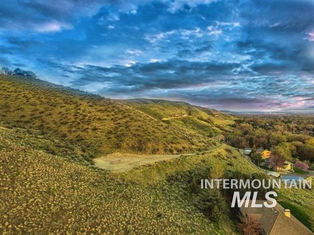 5912 West Hill Road Boise, ID 83703 - Photo 6 of 12