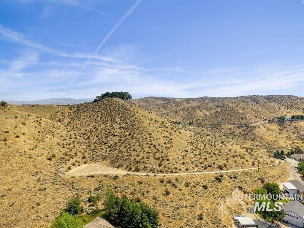 5912 West Hill Road Boise, ID 83703 - Photo 9 of 12
