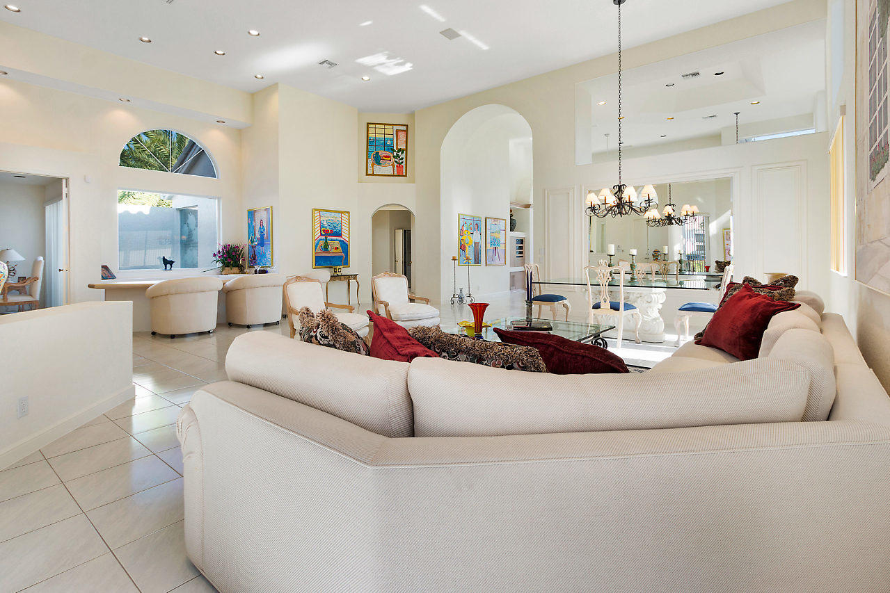 2472 Northwest 61st Diagonal Boca Raton, FL 33496 - Photo 8 of 30 026-2472NW61stDiagonal-BocaRaton-FL-smal