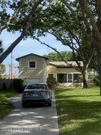 $2,200 | 108 E Avenue, Melbourne, FL 32901