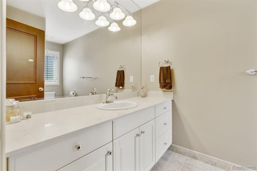 4657 Fawn Hill Court Rochester, MI 48306 - Photo 51 of 79 All Bedrooms have Private En Suites