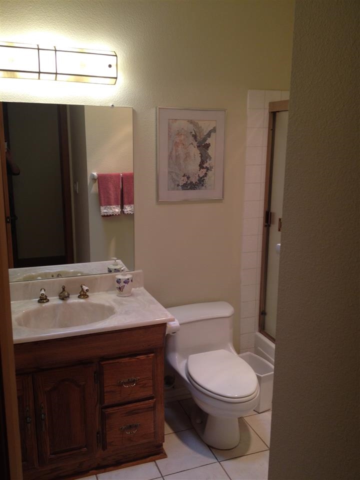 3042 Holly Road Alpine, CA 91901 - Photo 12 of 22 Hall bath