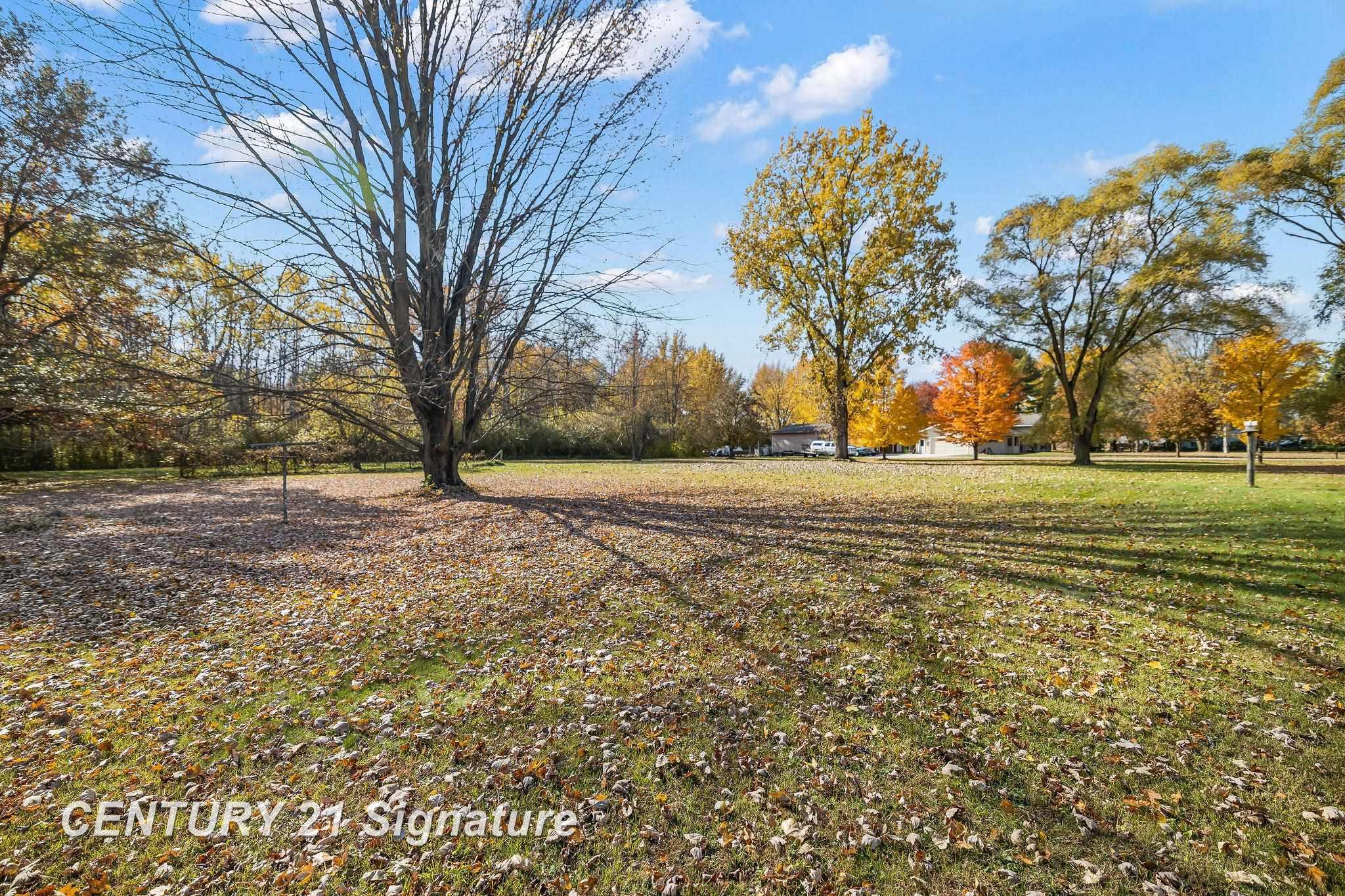 2302 East Freeland Road Midland, MI 48640 - Photo 25 of 48