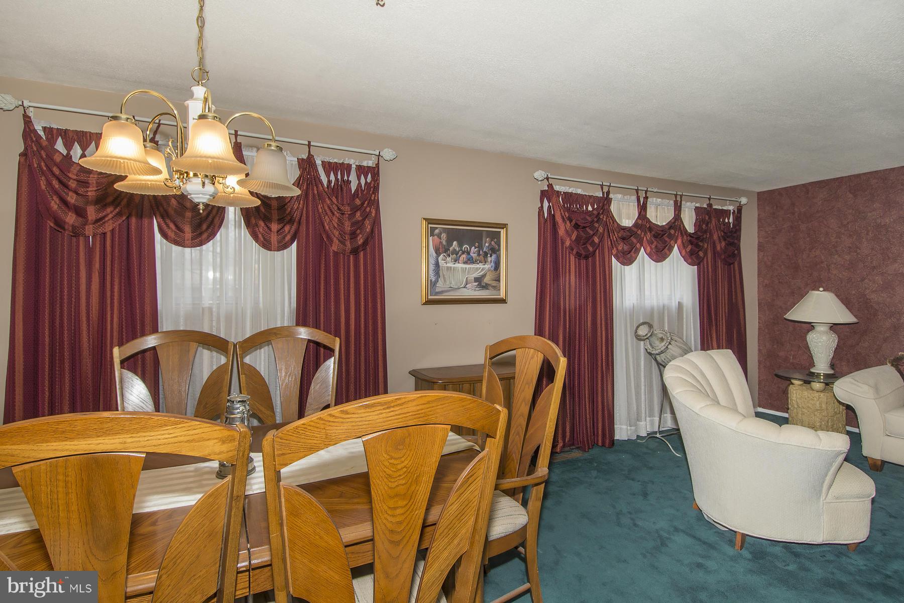 3310 Ripple Road Baltimore, MD 21244 - Photo 13 of 26 DINING ROOM TO LIVING ROOM