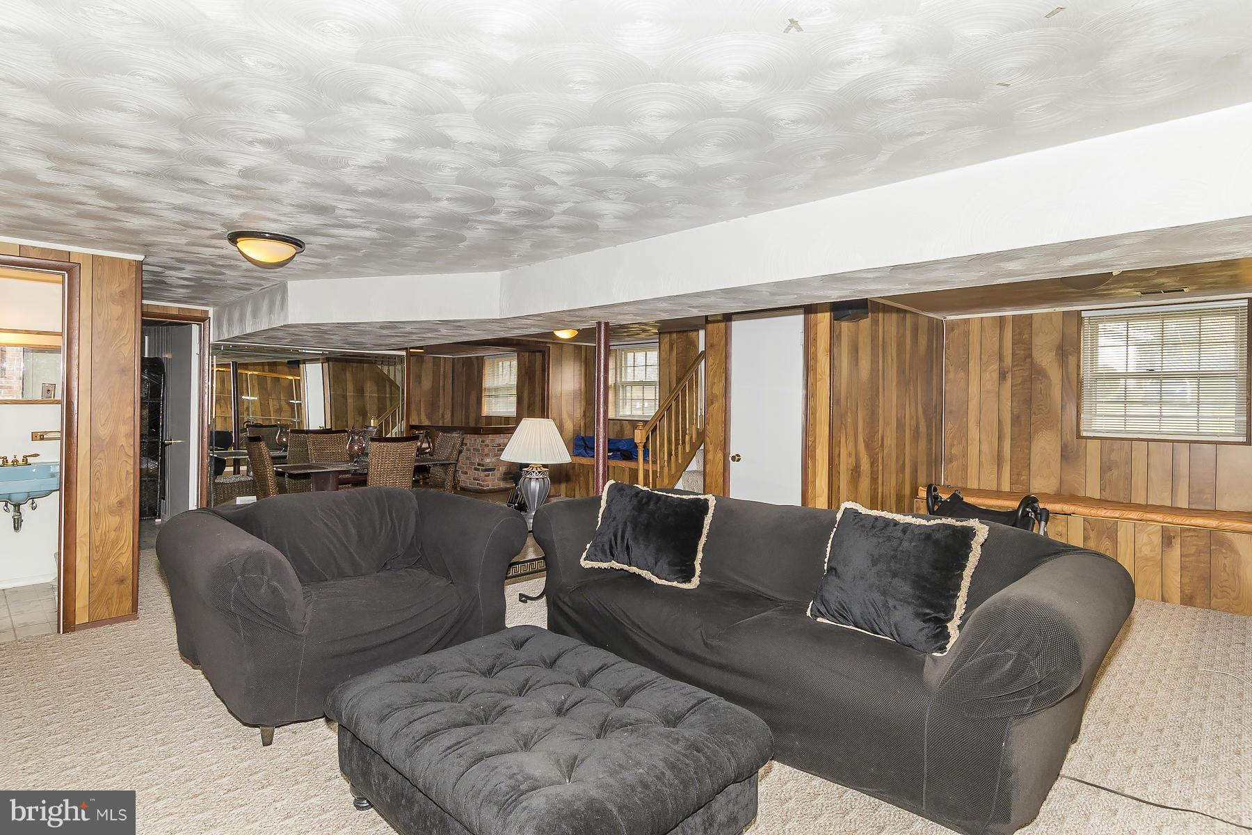 3310 Ripple Road Baltimore, MD 21244 - Photo 7 of 26 FAMILY ROOM
