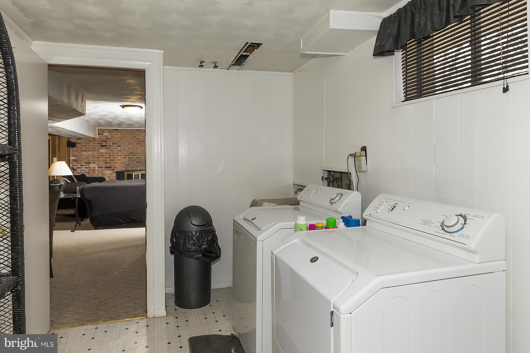 3310 Ripple Road Baltimore, MD 21244 - Photo 9 of 26 LAUNDRY ROOM