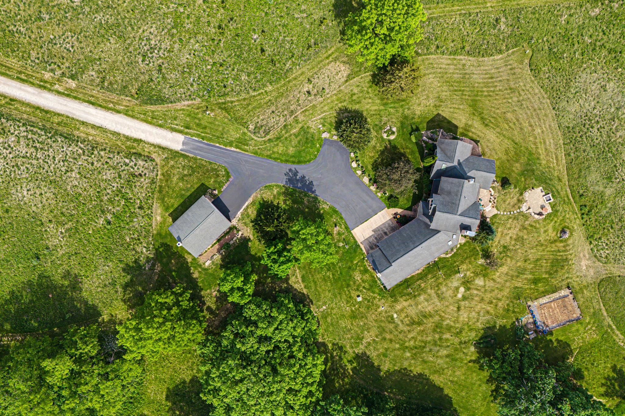 431 East Stadel Road Scales Mound, IL 61075 - Photo 12 of 49
