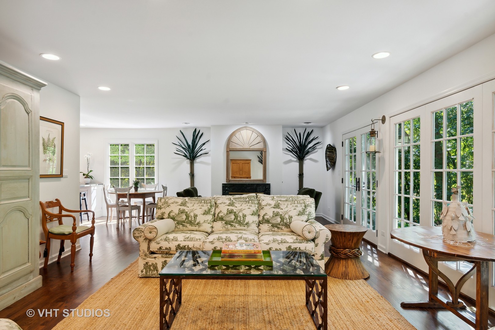 540 Buena Road Lake Forest, IL 60045 - Photo 14 of 37 a living room with furniture a rug potted plant and a large window