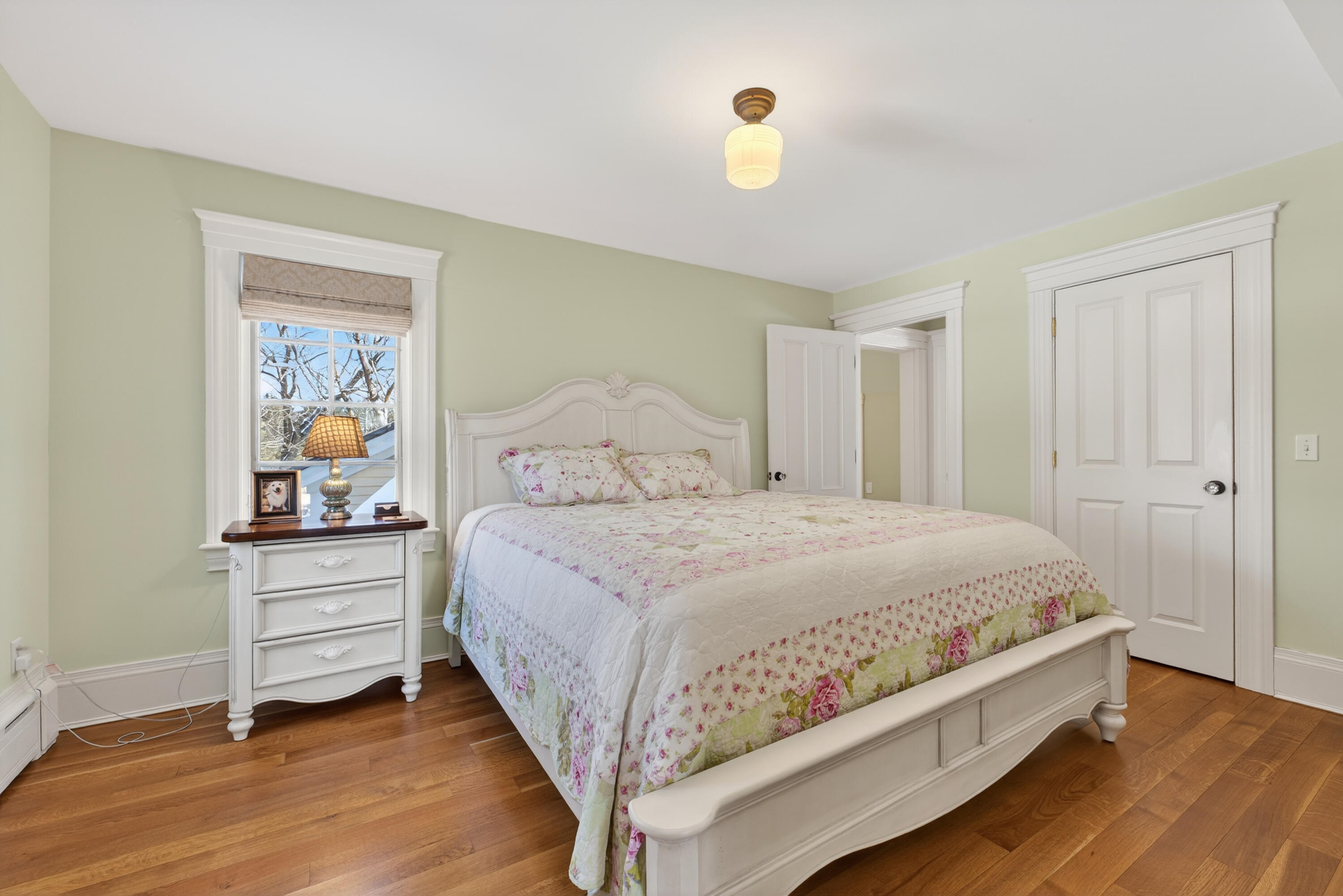 127 Foreside Road Falmouth, ME 04105 - Photo 40 of 59 Theresa bedroom