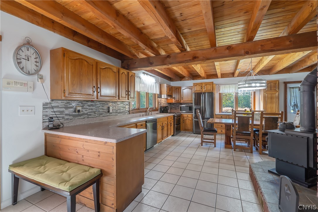123 County Rte 8 Granby, NY 13069 - Photo 7 of 50
