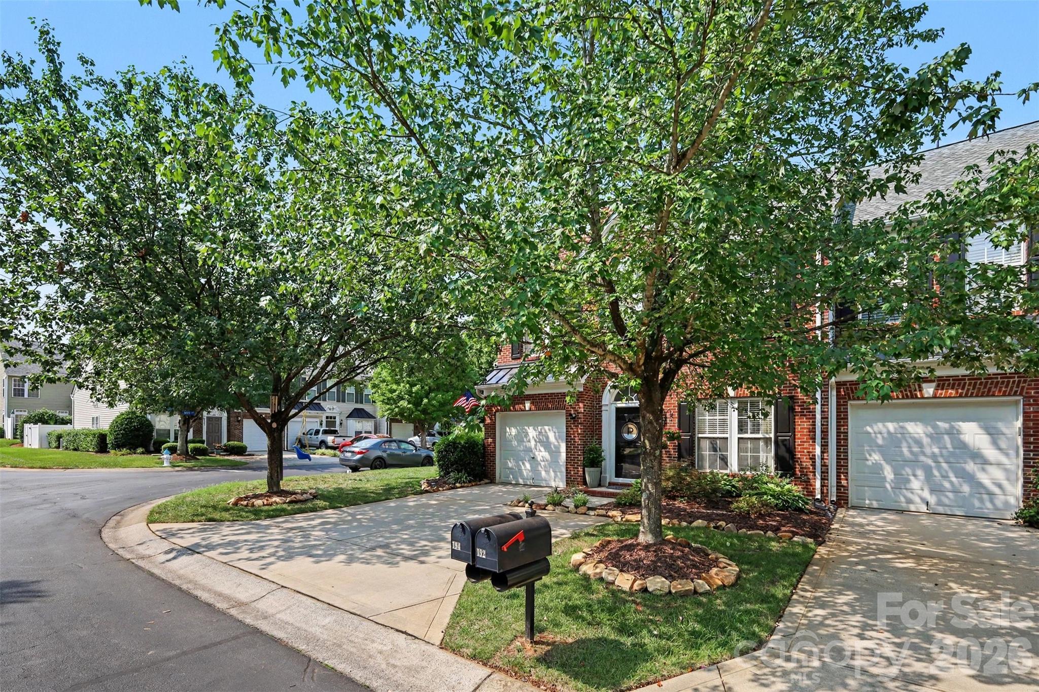 194 Snead Road Fort Mill, SC 29715 - Photo 4 of 41 Gallery Image 4