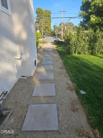 $4,250 | 4731 Briggs Avenue, La Crescenta, CA 91214