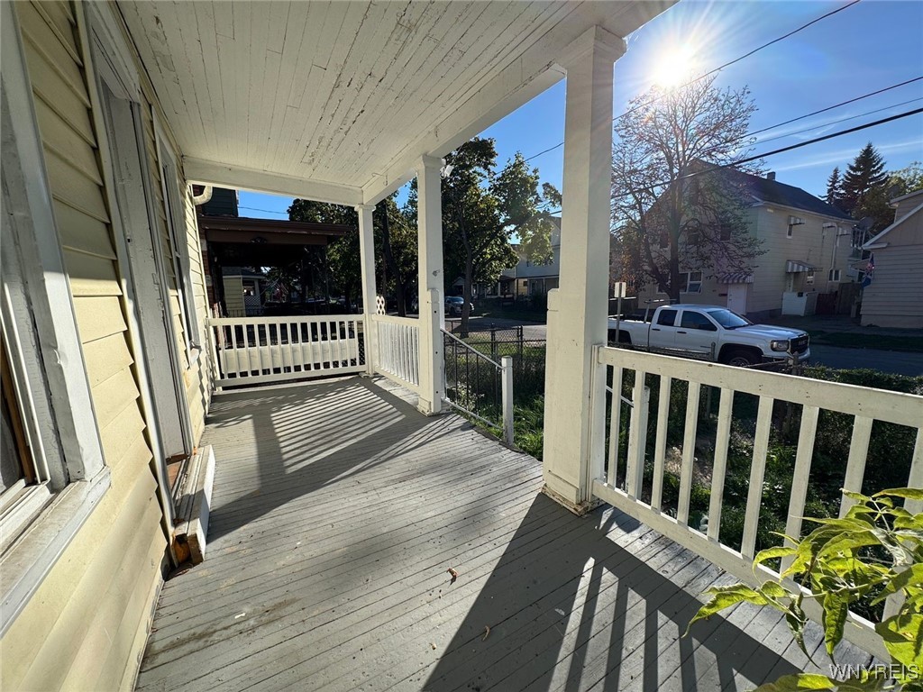 445 18th Street Niagara Falls, NY 14303 - Photo 6 of 27