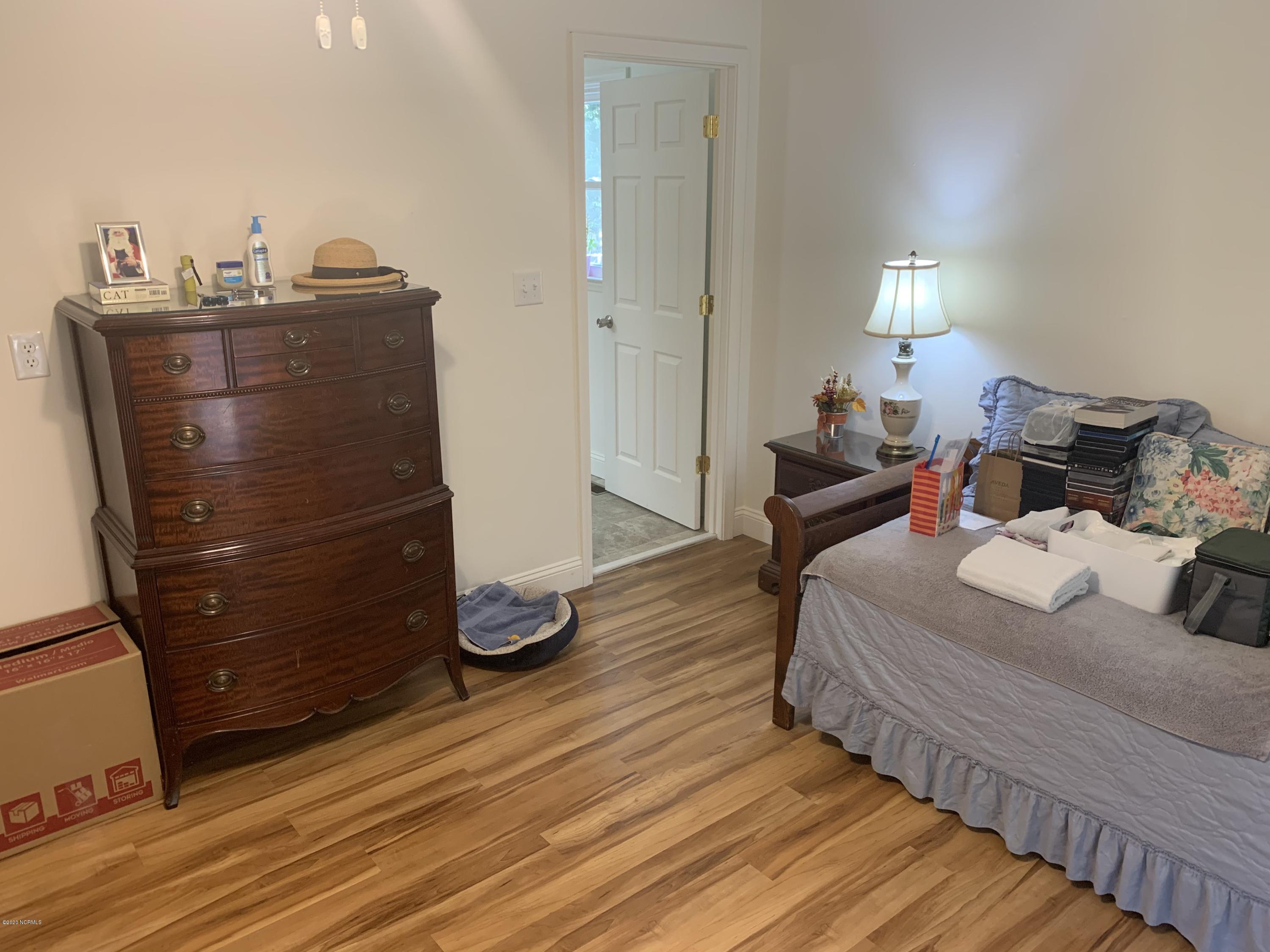 1340 Dan Taylor Road Washington, NC 27889 - Photo 21 of 31 Bdrm 2 side