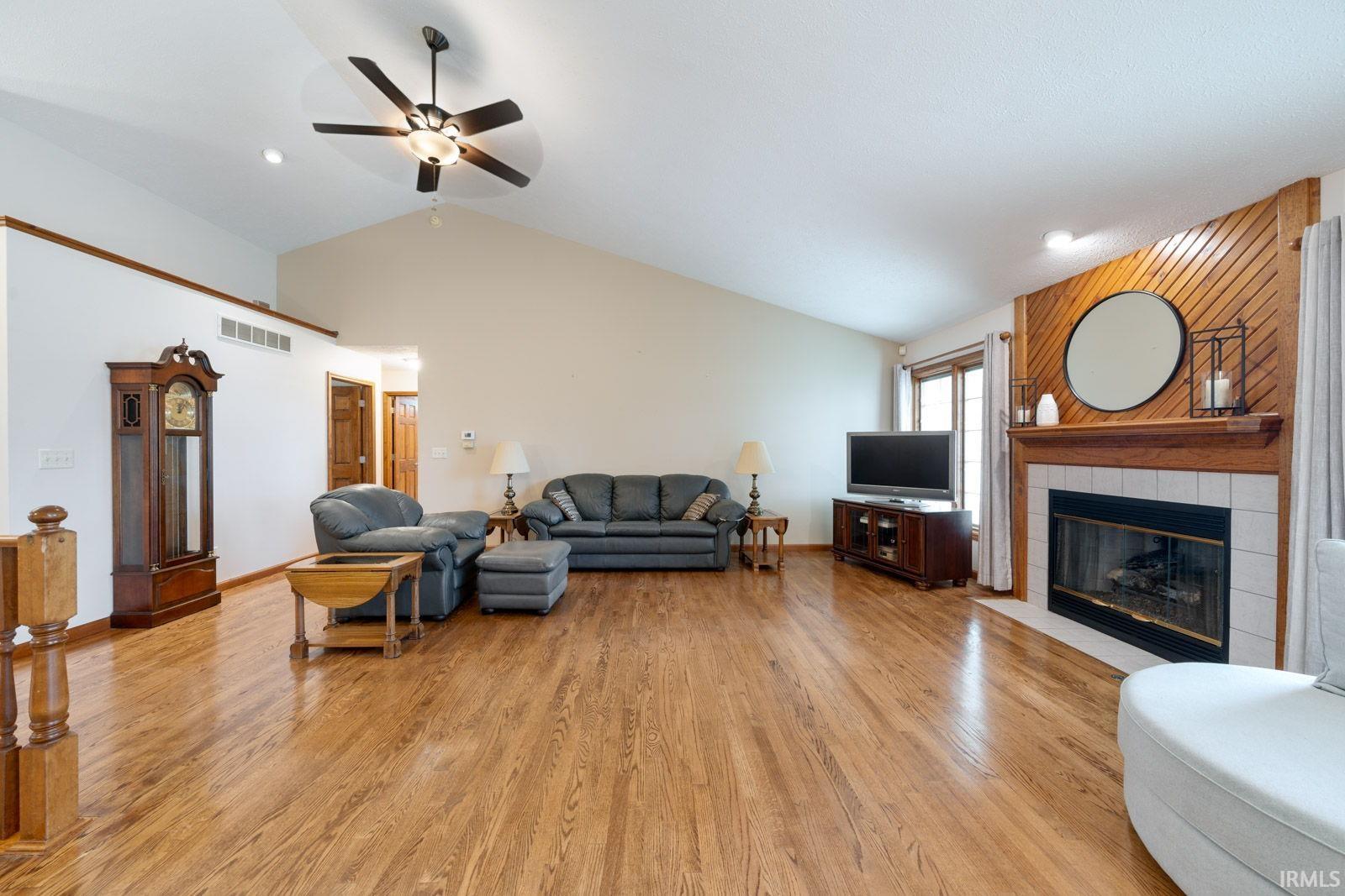 16300 Jackson Road Mishawaka, IN 46544 - Photo 8 of 36
