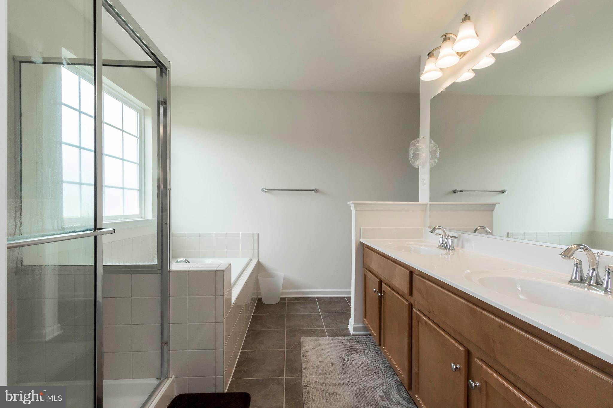 2012 Chesterfield Road Locust Grove, VA 22508 - Photo 17 of 30 Bath (Master)