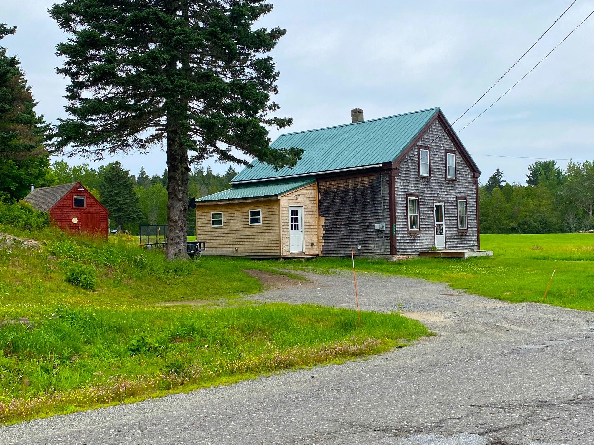270 North Lubec Road Lubec, ME 04652 - Photo 1 of 22 1. 270 N Lubec Pic 1
