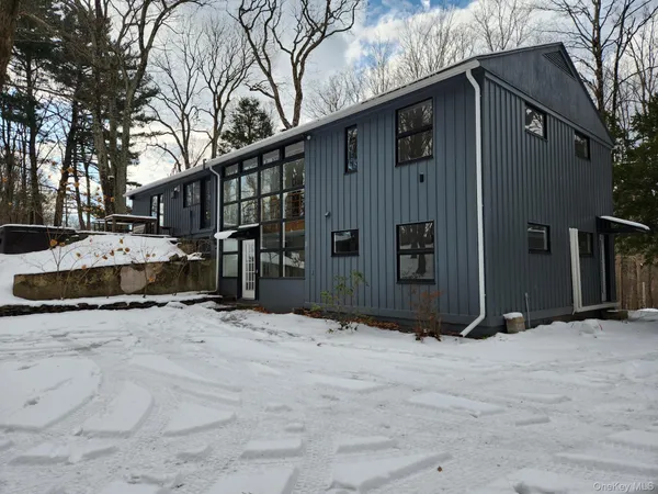 a view of outdoor space yard and house