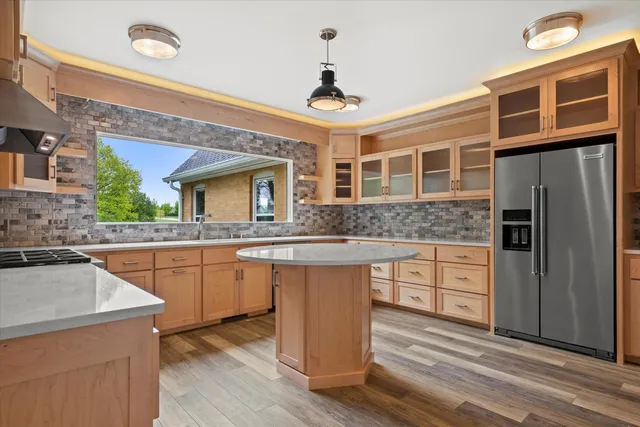 $1,470,000 | 6600 North Ballard Road, Appleton, WI 54913