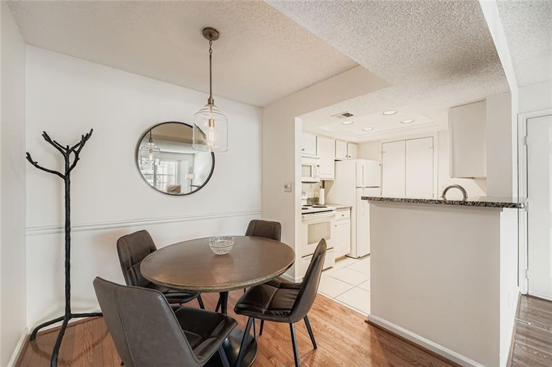 4109 Chastain Park Court Northeast Atlanta, GA 30342 - Photo 3 of 13